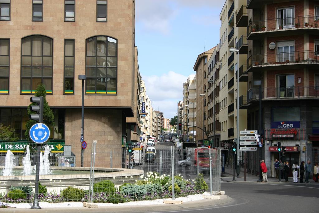 Hostal Hispanico I Salamanca Bagian luar foto