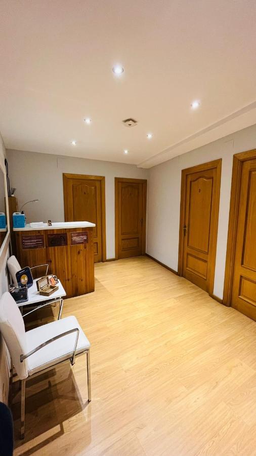 Hostal Hispanico I Salamanca Bagian luar foto