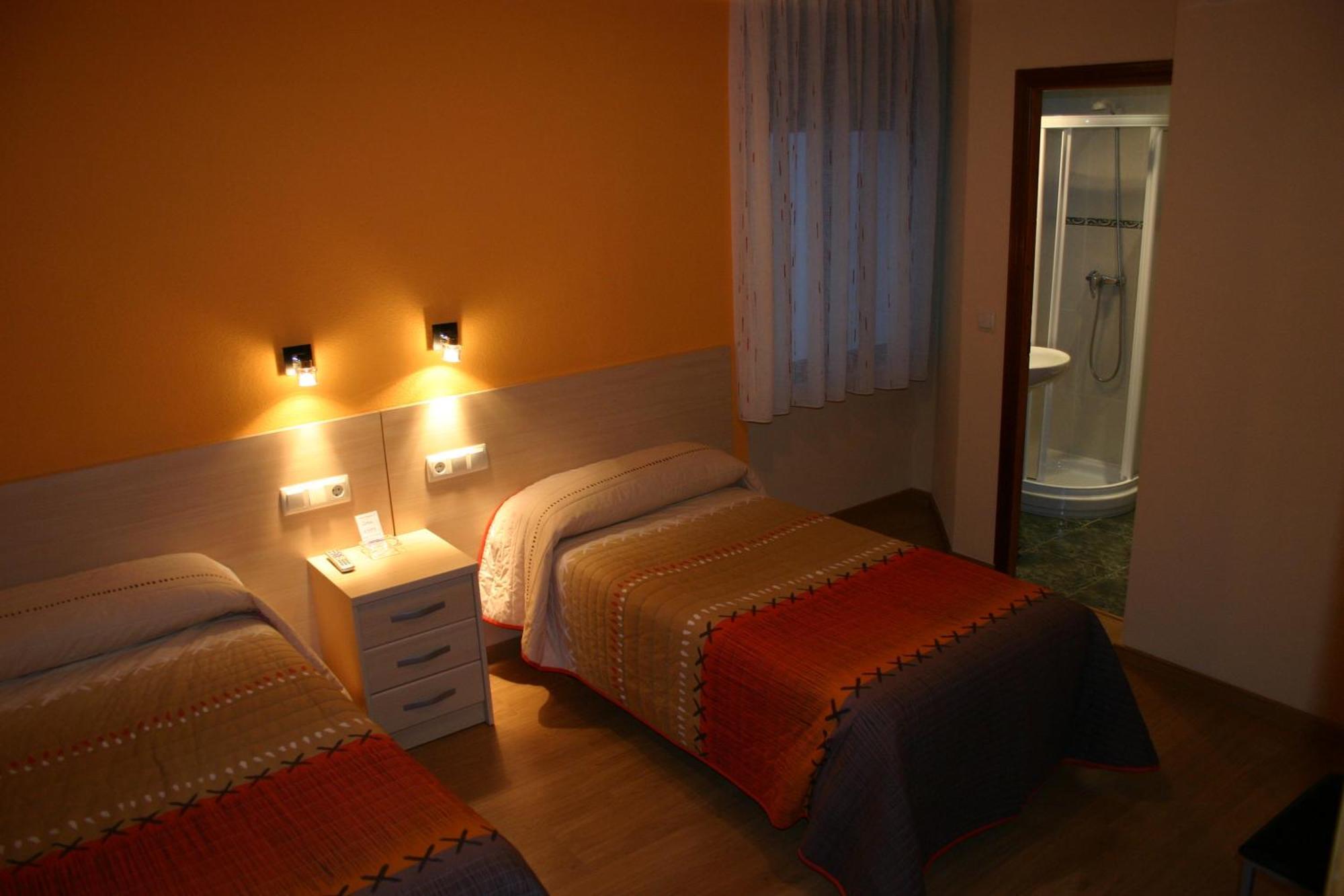Hostal Hispanico I Salamanca Bagian luar foto