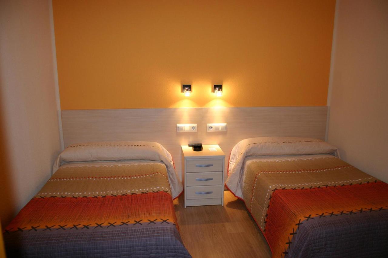 Hostal Hispanico I Salamanca Ruang foto